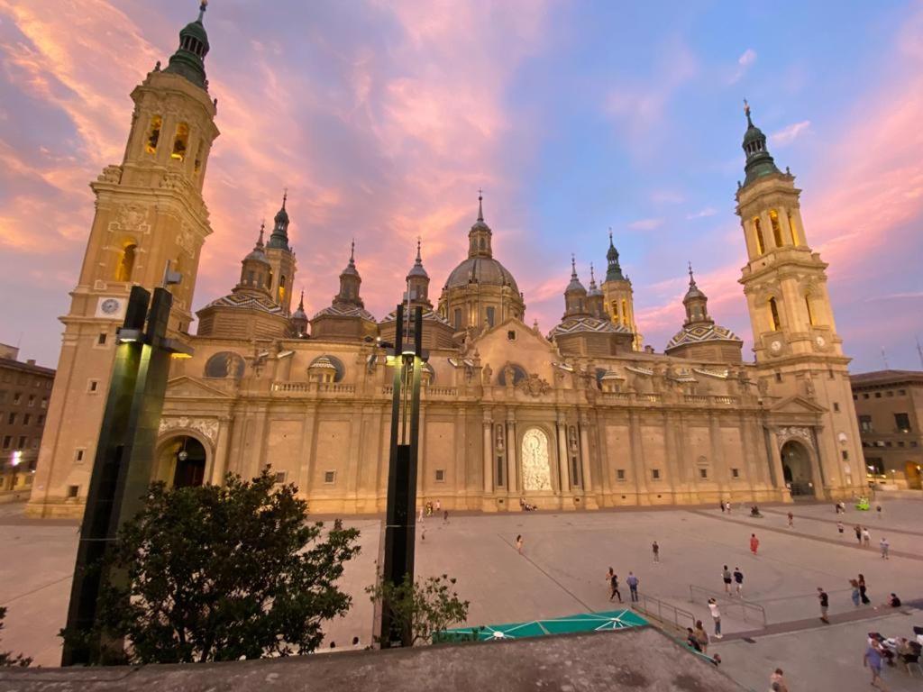 Апартаменты Vtz El Balcon A La Basilica V - Vistas Inmejorables A La Basilica Del Pilar! Сарагоса Экстерьер фото